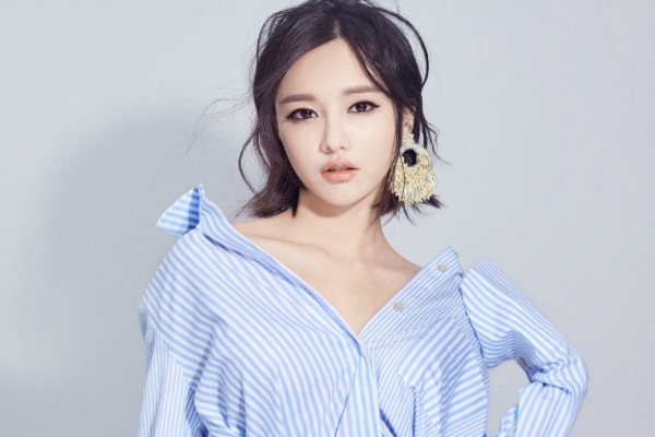 与女主播相关的文章