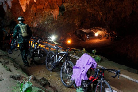 与足球队相关的文章