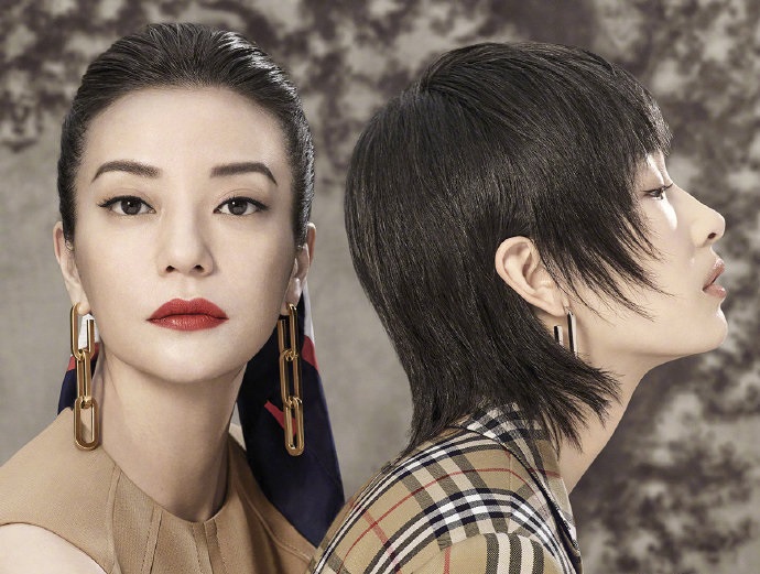 博柏利广告画风诡异,网友认为其气氛诡异