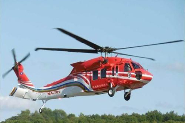 台黑鹰坠海遭网友痛批,这难道就是台湾人纳税