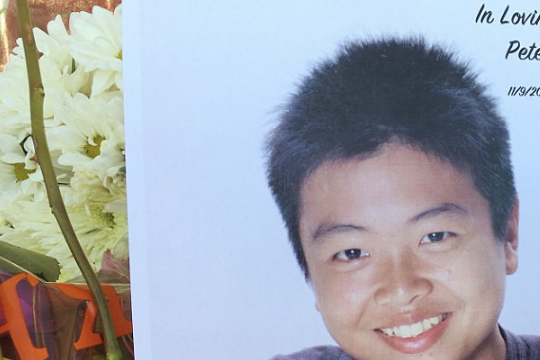 与华裔少年救人遇难相关的文章