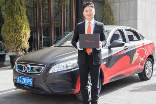 刘强东再做配送员,体验奢侈品配送工作