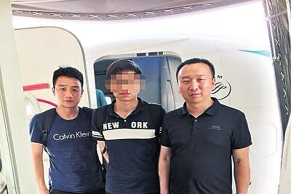 模仿领导签名骗百万,竟不知纸包不住火的道理