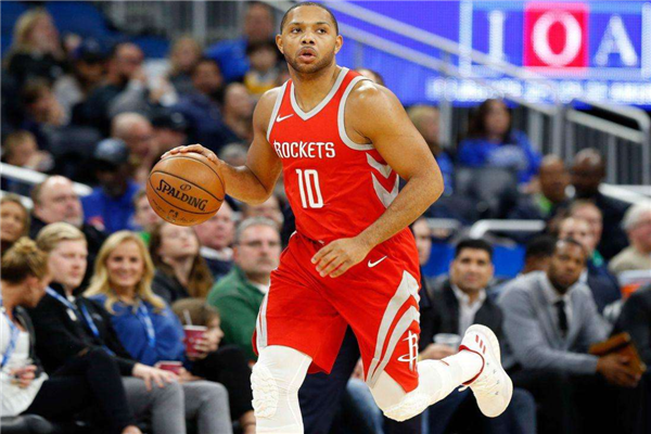 戈登拿29分成MVP,率领魔术队大胜弗拉门戈