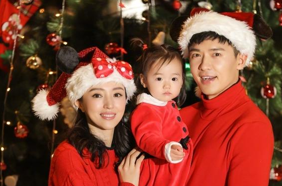 董璇微博吐槽老公高云翔抠门究竟是怎么回事