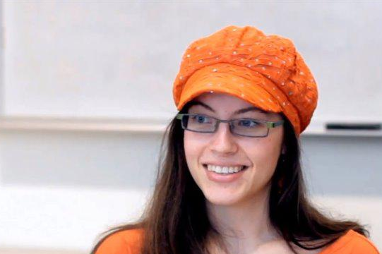 性感美女程序员余国荔为什么被开除,余国荔被