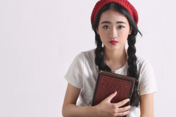 蔡徐坤的女朋友是谁?蔡徐坤和杨可伊究竟是什