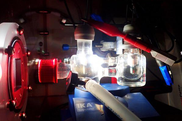 太阳光转化为燃料