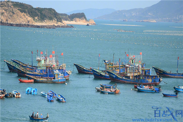 祝福新中国70周年华诞:壮丽70年奋斗新时代