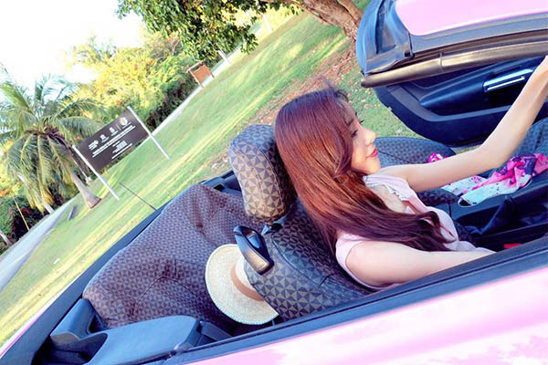 杨烁出轨门女主最新消息-杨烁出轨门女主新闻