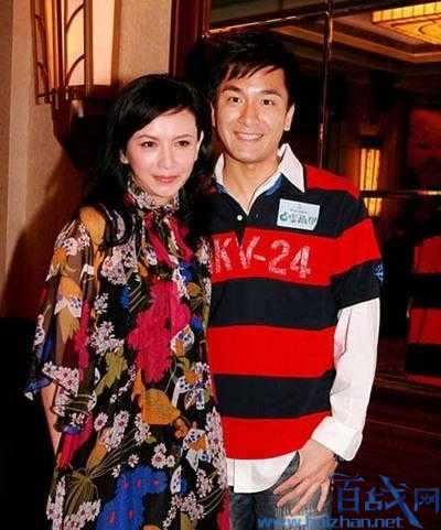 黄心颖带男伴回家,与其十指相扣的男DJ还会画